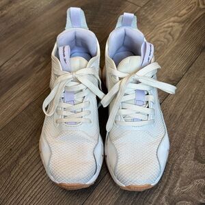 Reebok Women’s Zig Dynamica Adventure Sneaker Galaxy 1